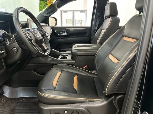 Used 2023 GMC Yukon AT4 w/ AT4 Premium Package AWD/4WD image 26
