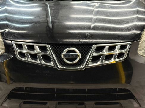 Used 2011 Nissan Rogue SV image 5