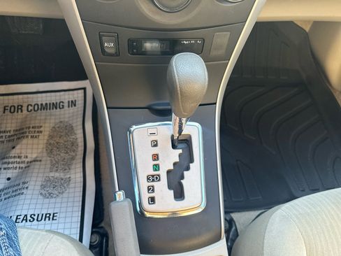 Used 2010 Toyota Corolla LE image 13