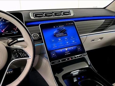 Used 2025 Mercedes-Benz S 580 4MATIC Sedan image 7