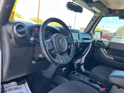 Used 2017 Jeep Wrangler Unlimited Sport w/ Quick Order Package 24S AWD/4WD image 21