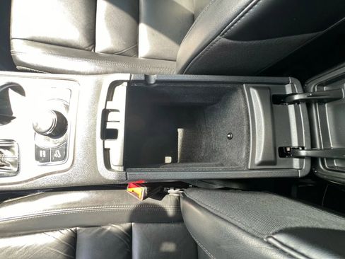 Used 2019 Jeep Grand Cherokee Limited image 65