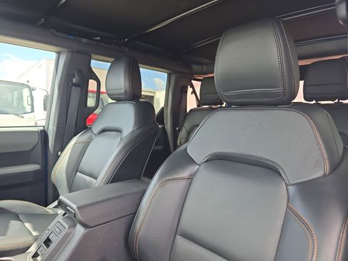 Used 2023 Ford Bronco Badlands AWD/4WD image 23