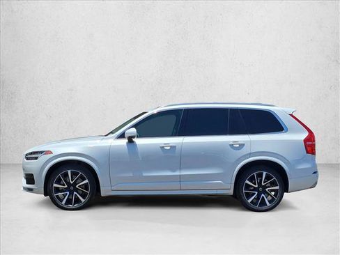 Used 2021 Volvo XC90 T6 Momentum w/ Protection Package Premier AWD/4WD image 5