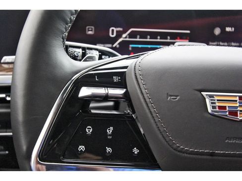 Certified 2025 Cadillac Escalade Sport Platinum w/ LPO, ONYX Package AWD/4WD image 16