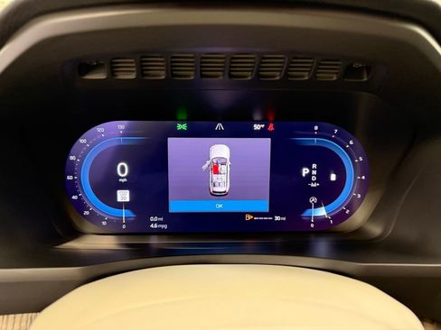 Used 2024 Volvo XC90 B6 Plus w/ Protection Package Premier image 15