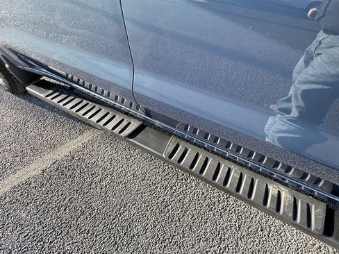 Used 2024 Chevrolet Silverado 1500 LT image 18