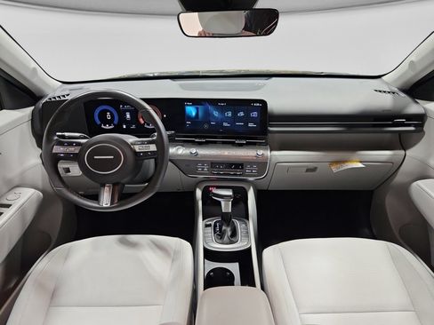 Used 2025 Hyundai Kona SEL FWD image 12