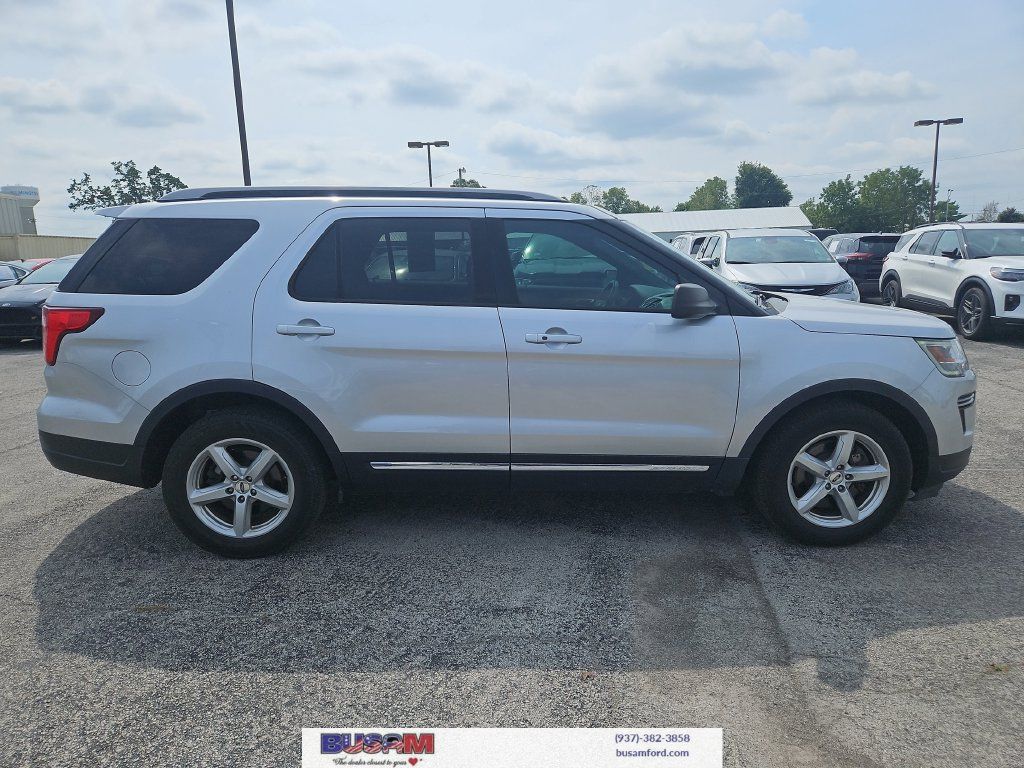 Used 2018 Ford Explorer XLT FWD image 30