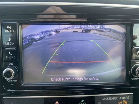 Used 2019 Mitsubishi Outlander ES image 24