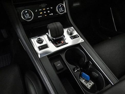 Used 2021 Jaguar F-PACE S image 12