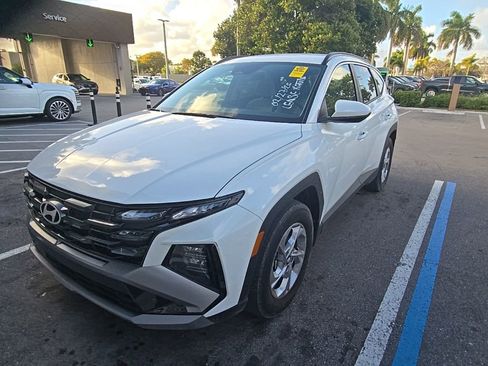 Used 2025 Hyundai Tucson SEL image 3