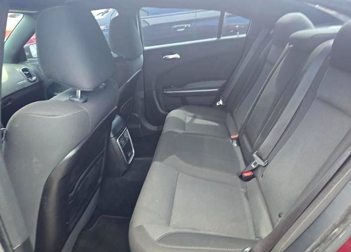 Used 2019 Dodge Charger SXT RWD image 11