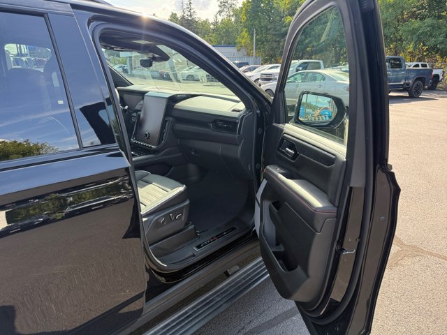 Certified 2026 GMC Yukon AT4 Ultimate AWD/4WD image 36