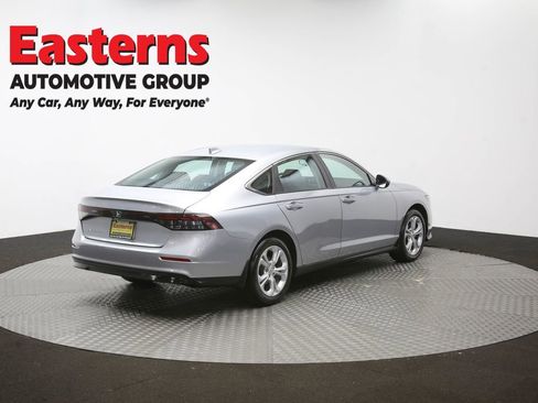 Used 2025 Honda Accord LX image 32