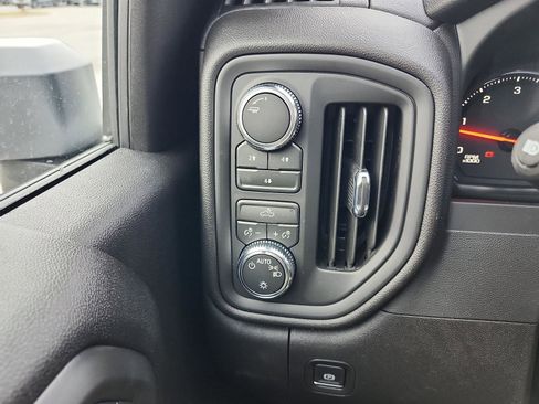New 2026 GMC Sierra 2500 Pro AWD/4WD image 16