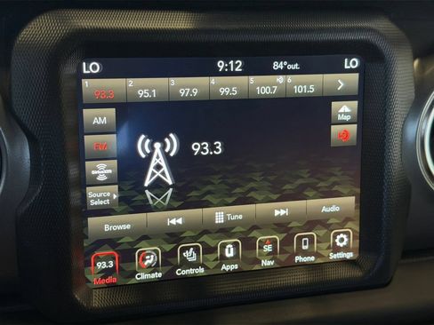 Used 2023 Jeep Wrangler Unlimited Rubicon w/ Cold Weather Group AWD/4WD image 20