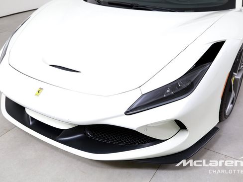 Used 2022 Ferrari F8 Tributo RWD image 34
