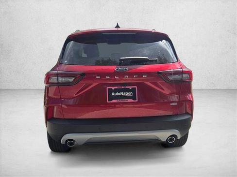 New 2025 Ford Escape SE image 8