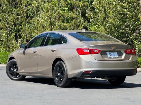 Used 2024 Chevrolet Malibu LT FWD image 6