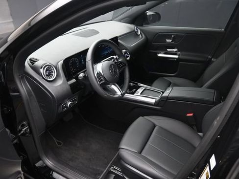 Certified 2025 Mercedes-Benz GLA 250 image 20