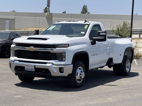 Used 2024 Chevrolet Silverado 3500 LT w/ Convenience Package AWD/4WD image 7