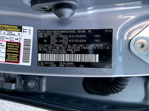 Used 2022 Toyota Highlander XLE image 31