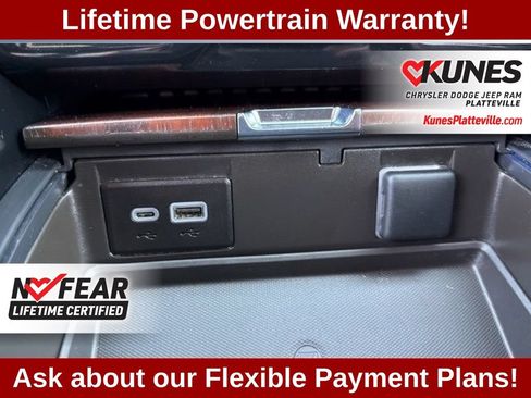 Used 2024 GMC Yukon XL Denali Ultimate AWD/4WD image 37