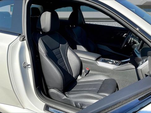 Used 2025 BMW M240i xDrive Coupe AWD/4WD image 29