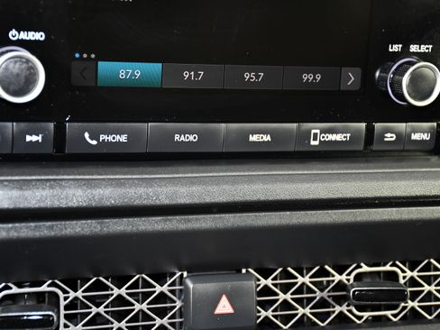 Certified 2025 Honda Accord LX image 28