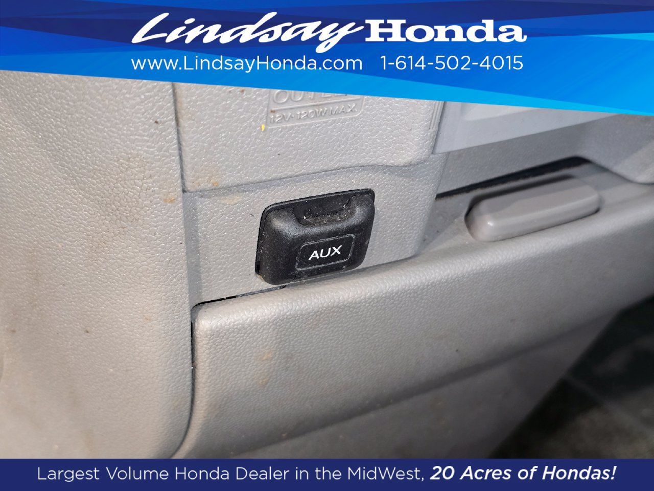 Used 2017 Honda Odyssey SE image 19
