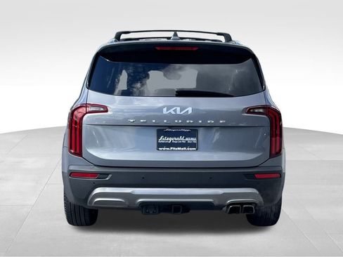 Used 2022 Kia Telluride EX w/ EX Premium Package image 6