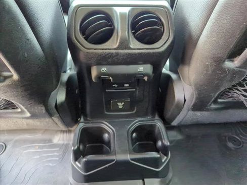 Used 2020 Jeep Gladiator Rubicon AWD/4WD image 21