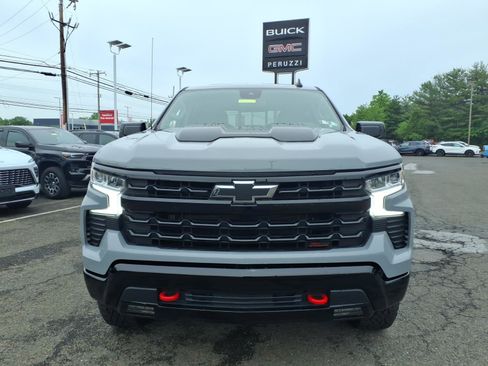 Used 2024 Chevrolet Silverado 1500 LT Trail Boss w/ Convenience Package II AWD/4WD image 7