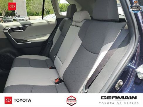Certified 2025 Toyota RAV4 XLE w/ Convenience Package FWD image 21