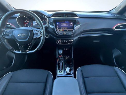 Used 2023 Chevrolet TrailBlazer RS w/ Convenience Package image 16