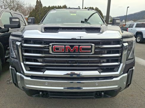 New 2026 GMC Sierra 3500 SLE w/ SLE Value Package image 2