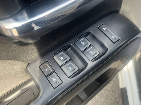 Used 2015 Chevrolet Silverado 2500 W/T AWD/4WD image 19