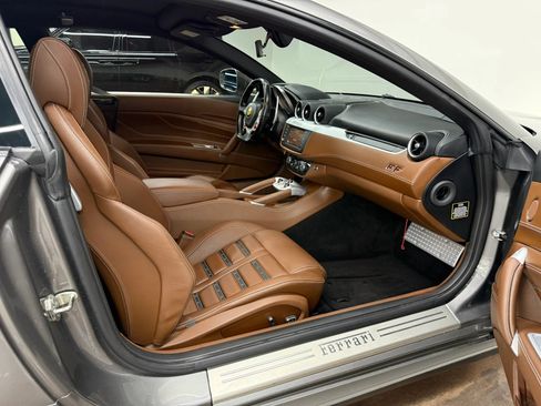 Used 2012 Ferrari FF AWD/4WD image 58