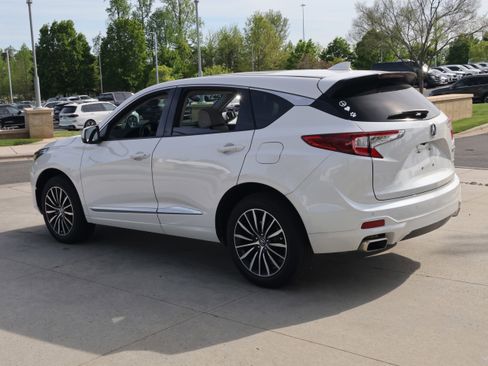 Used 2025 Acura RDX SH-AWD w/ Advance Package image 7