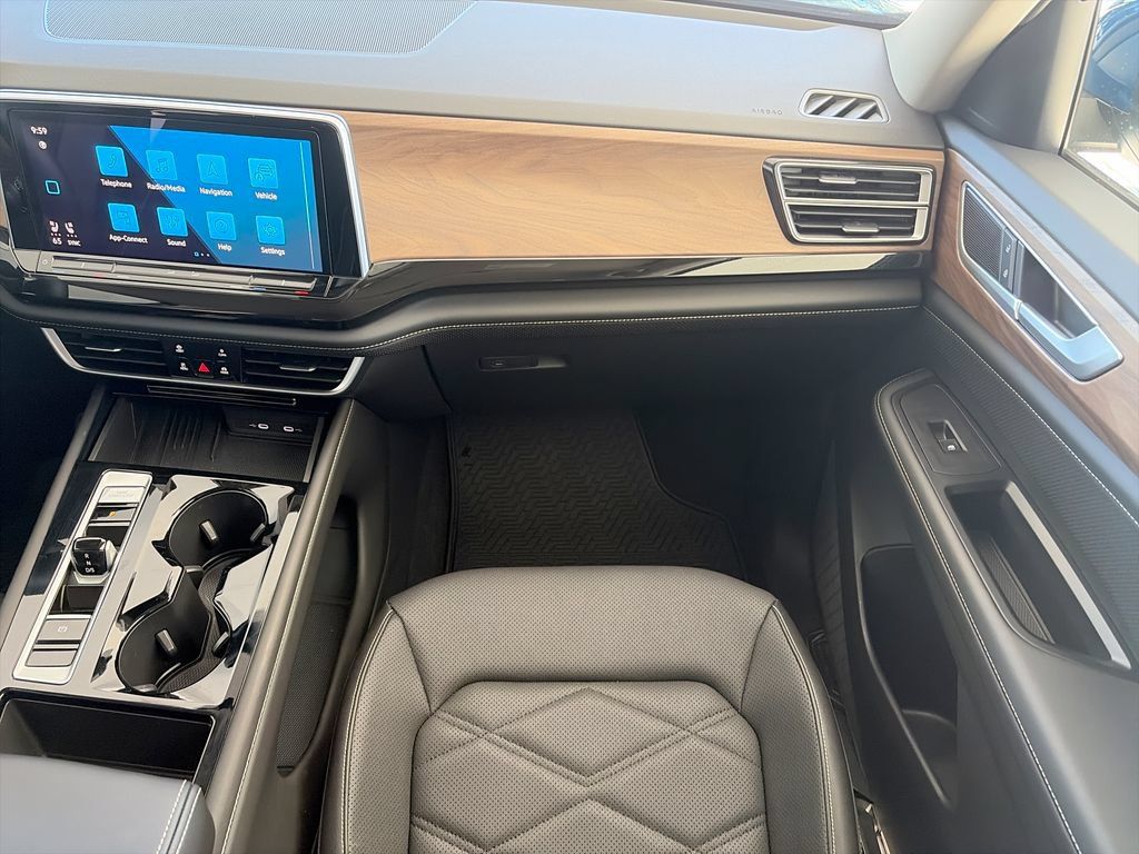 Certified 2026 Volkswagen Atlas SE FWD image 35