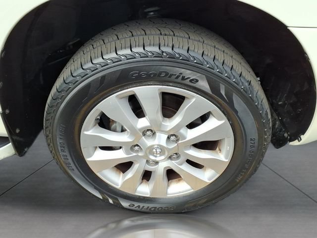 Used 2019 Toyota Sequoia Platinum AWD/4WD image 30