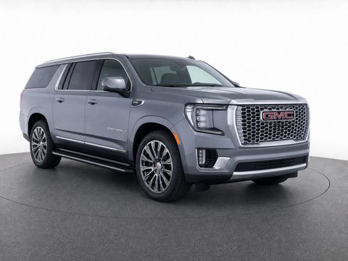 Used 2021 GMC Yukon XL Denali w/ Denali Premium Package RWD image 2