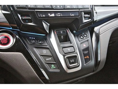 Used 2022 Honda Odyssey Elite image 10