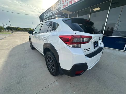 Used 2021 Subaru Crosstrek 2.5i Sport w/ Moonroof Package AWD/4WD image 3