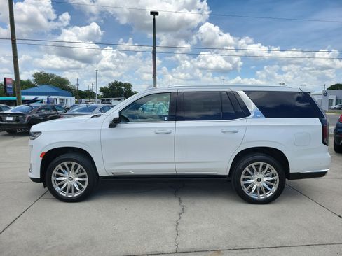 Certified 2023 Cadillac Escalade Premium Luxury w/ Performance Package AWD/4WD image 7