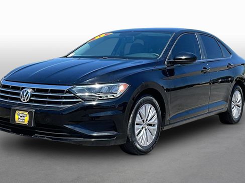 Used 2019 Volkswagen Jetta S w/ Driver Assistance Package FWD image 1