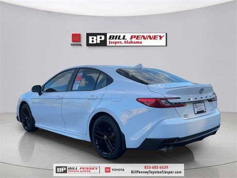 New 2026 Toyota Camry SE image 3