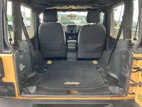 Used 2014 Jeep Wrangler Sport w/ Connectivity Group AWD/4WD image 21