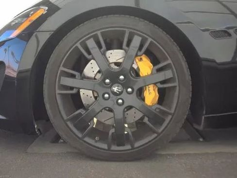 Used 2014 Maserati GranTurismo Sport image 8